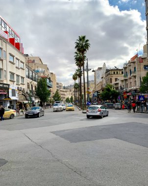 2021 12 Amman 24, Ürdün. Sha 'aban 9. Cadde ve K. Faysal Meydanı.