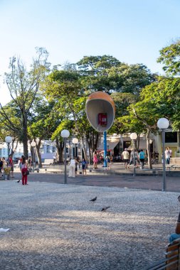 Itu, Sao Paulo, Brezilya Mayıs 01, 2023. Ankesörlü telefon ile ünlü turistik kargaşa.