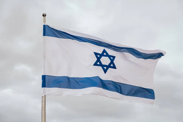 Bandeira Israelita Dia Nublado — Fotografia de Stock