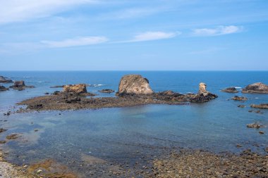 Tapia de Casariego 'daki Represas Plajı, Asturias, İspanya. Cantabrian Deniz Kıyısı.