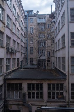 Bulgaristan 'ın Sofya kentindeki eski Sovyet binası