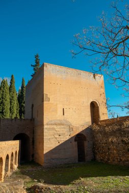 Granada, İspanya. Alhambra kalesi, güzel bir öğleden sonra vakti detayları. Avrupa seyahatleri.