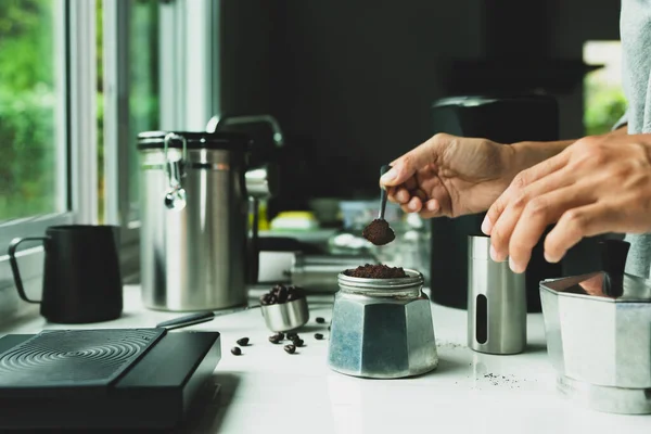 Powder Coffee Stainless Spoon Hand People Pour Roasted Coffee Espresso — Stok fotoğraf