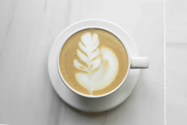 Tasse Latte Art Kaffee Hausgemachter Kaffee Auf Marmorweißem Tischhintergrund Morgen — Stockfoto