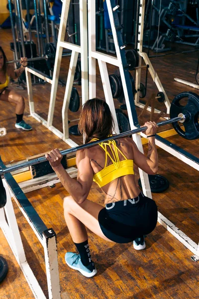 Empoderado Por Fitness Entrenador Mujer Mediana Edad Que Inspira Crecimiento —  Fotos de Stock