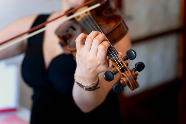 Masterful Violin Performance Een Symfonie Van Elegantie Talent — Stockfoto