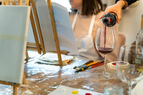 Sip and Paint Event. Tasting of national wines