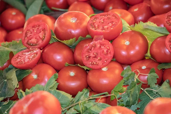 Tomatoes, Market place, Vegetable and fruit sales, farm and agricultural products