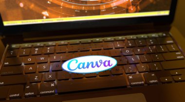 Canva, Sosyal Medya Konsepti, Çevrimiçi iletişim uygulamaları. 3B Görsel Tasarım