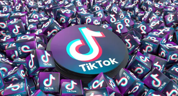 TikTok, Sosyal medya konsepti. Görsel Tasarım.