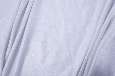 Katlanmış ince parlak beyaz lurex kumaş