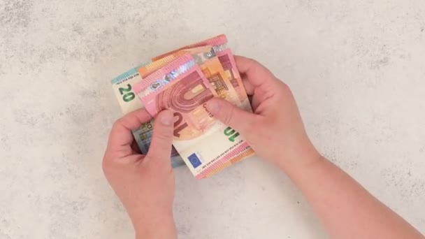 Para Saymak Enflasyon Finansal Çöküş Avro Banknotları Artan Fiyatlar Yüksek — Stok video