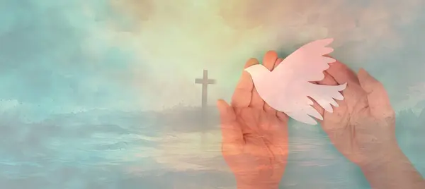 Pentecost Pazar, güvercin ve dini haç, Kutsal Ruh, İsa Mesih, Hristiyanlık, inanç ve inanç