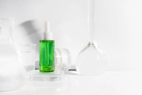 Makyaj Kozmetik Cilt Bakımı Krem Losyon Şişesi Ürünü Beyaz Arka — Stok fotoğraf