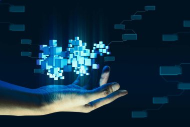 İşadamlarının interaktif eli, ticari ağ veri sisteminin hologramına dokunuyor. Teknoloji kavramı, insan kullanıcısı ile yapay zeka.