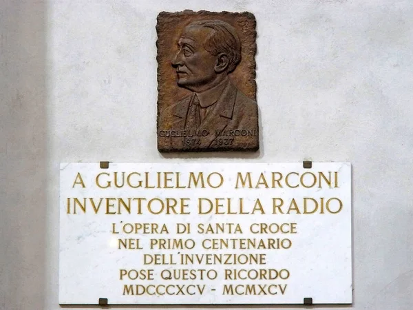 Firenze Italia Kunnianosoitus Malconi Kirkon Sisällä Santa Croce Historiallisessa Keskustassa — kuvapankkivalokuva