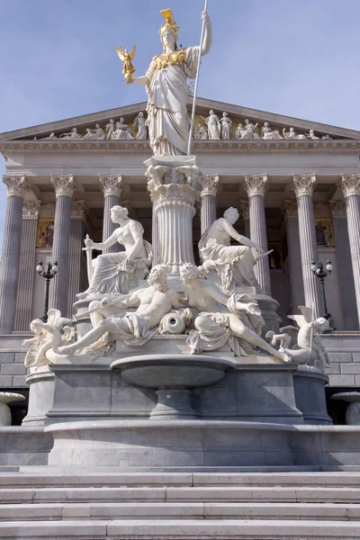 Vienne Autriche Déesse Athéna Devant Palais Parlement Autrichien Dans Ville — Photo