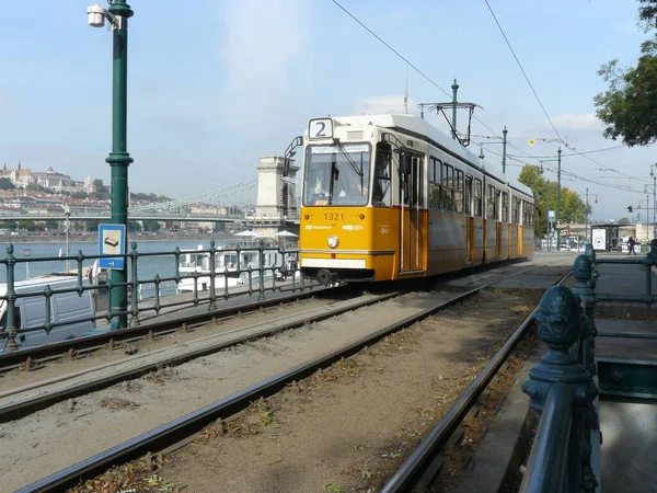 Boedapest Hongarije Tram Langs Donau Stad Boedapest — Stockfoto