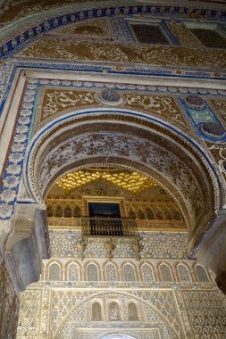 Sevilla (İspanya). Sevilla 'nın Gerçek Alcazar' ının içindeki kemer yolu