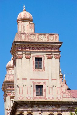 Cadiz (İspanya). Cadiz şehrindeki Castillo de San Sebastin 'in duvar ve kontrol noktası.