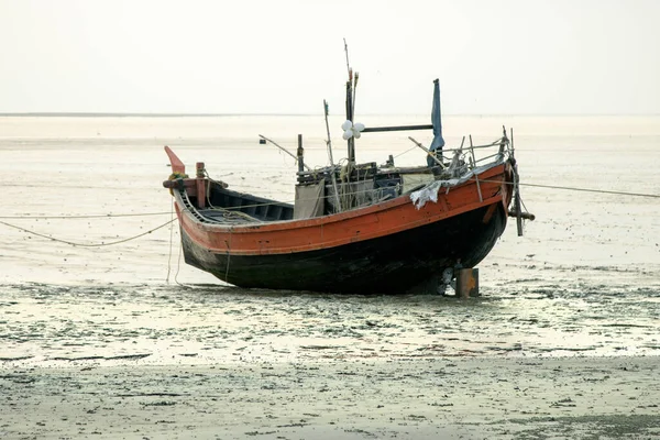 Лодка Утонула Морском Пляже Бакхали — стоковое фото