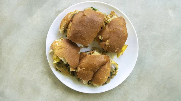 Otantik kahvaltı, Vara Pau.