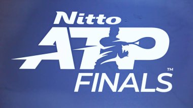 Torino, İtalya. Nitto ATP Finali logosu olan panel, 12-19 Kasım 2023 tarihleri arasında Torino 'daki Pala Alpitour' da düzenlenecek bir erkek tenis müsabakası. 2023-10-21.