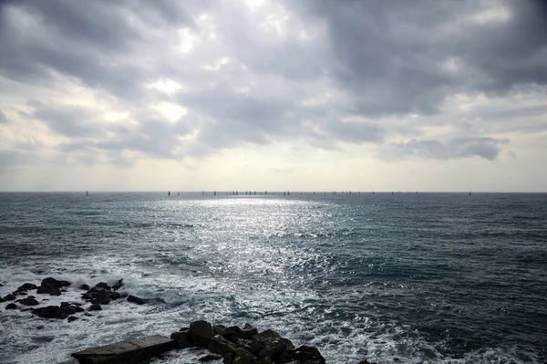 Mar Luz Solar Agua Día Nublado — Foto de Stock