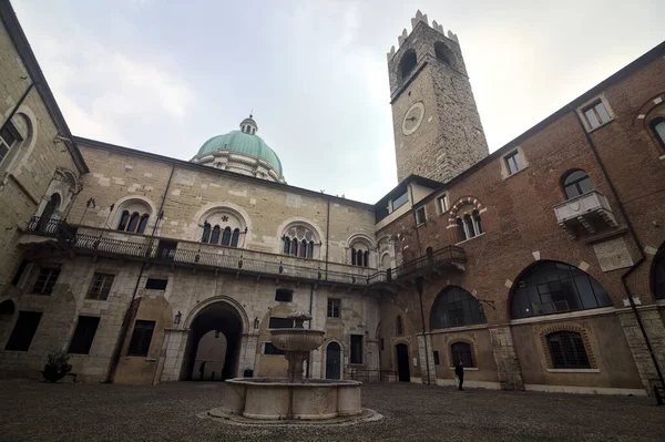 Torre Pegoi Fontana Viste Dal Cortile Interno Del Palazzo Della — Foto Stock