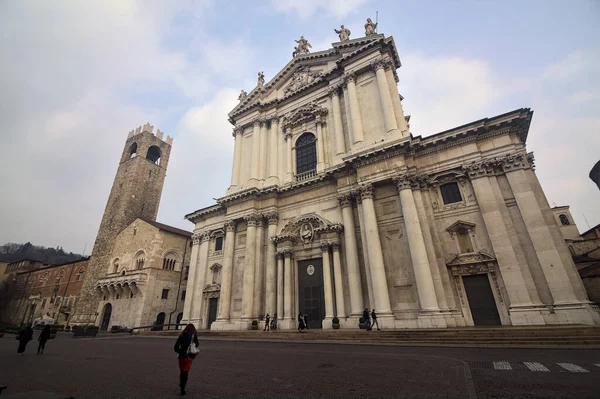 Façade Cathédrale Assomption Marie Sur Place Paolo Par Une Journée — Photo