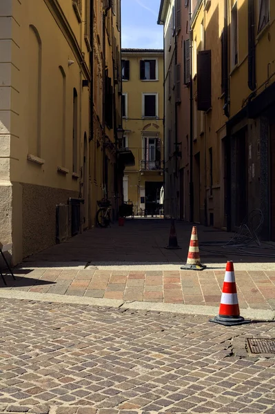 Cones Local Uma Rua Uma Cidade Italiana — Fotografia de Stock