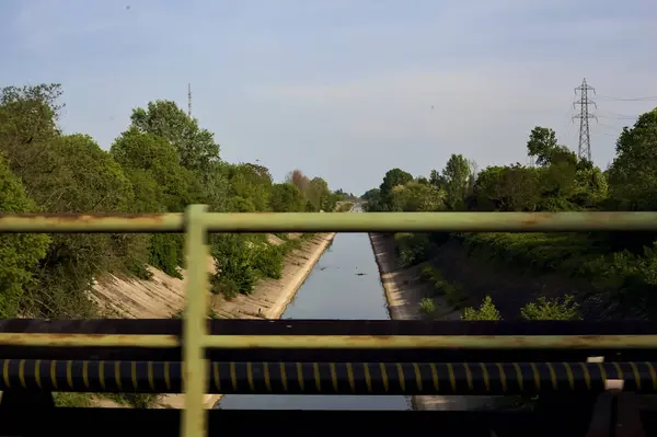 Canal Diversivo Campo Italiano Pôr Sol Visto Uma Ponte — Fotografia de Stock