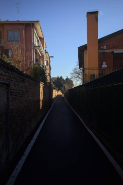 Gölgede yol