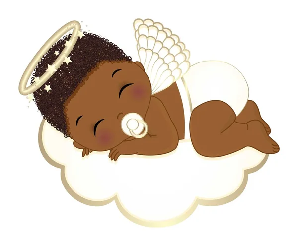 白と金のおむつを着たかわいいアフリカ系アメリカ人の赤ん坊 天使の翼と黄金のハローリングが雲の上に眠っている リトルブラックエンジェルはカーリー エンジェルボーイベクターイラスト — ストックベクタ