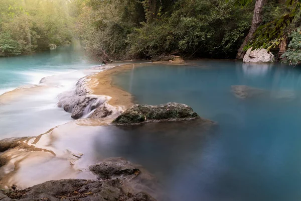 Kleine Watervallen Sequensa Toscane Geproduceerd Door Elsa Rivier Een Bos — Stockfoto