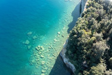 Bolsena Gölü kıyısında.