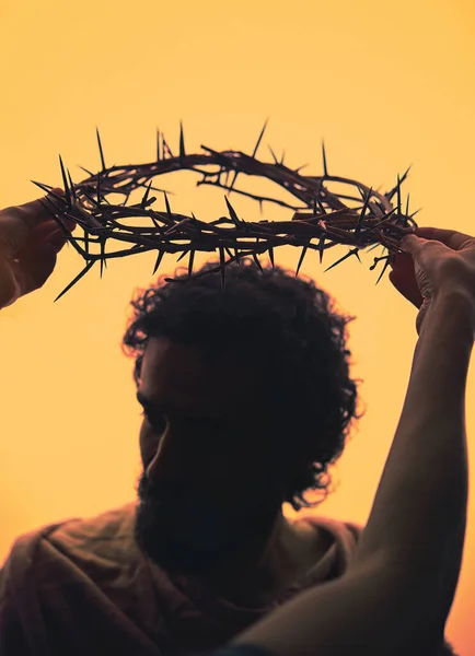 イエス キリストの肖像ととげの冠 — ストック写真