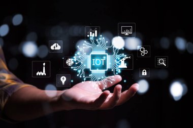 Teknoloji simgesi grubunun el ele tutuşması