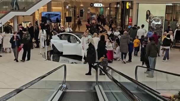 Riga Latvia April 2024 Tesla Electric Car Dazzles Shopping Mall — 图库视频影像
