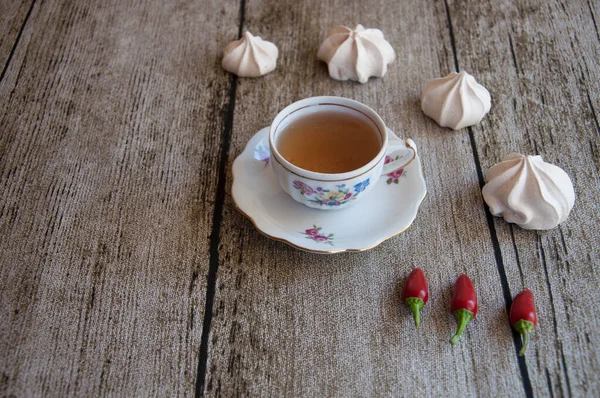 Vintage Tea Cup Meringues — Stock Photo, Image