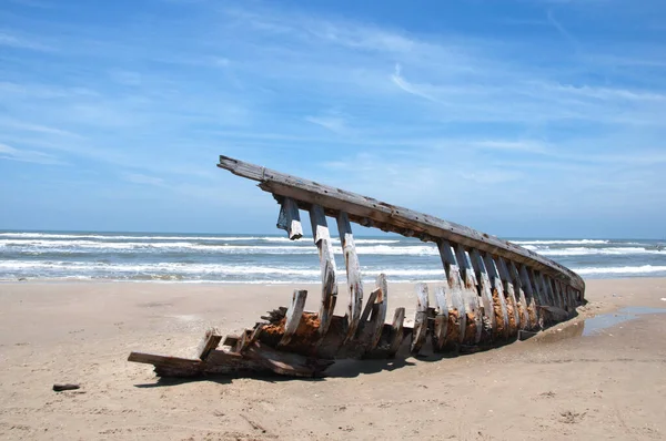 Überreste Eines Alten Schiffswracks Meer — Stockfoto