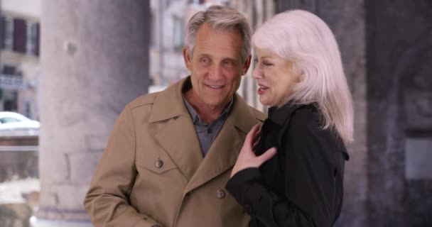 Portrait Couple Âge Mûr Jouissant Une Retraite Rome Heureux Homme — Video