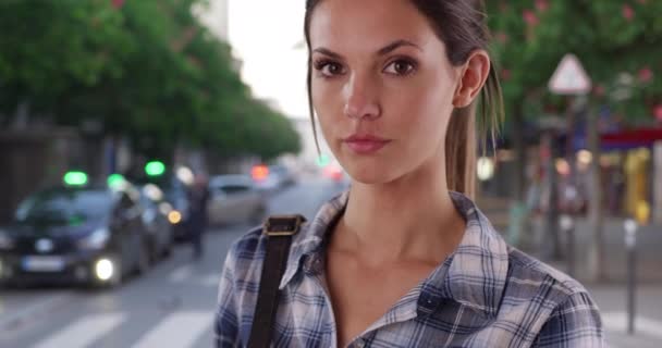 Portrait Pretty Young Woman Blue Plaid Shirt While Metropolitan City — Stock Video
