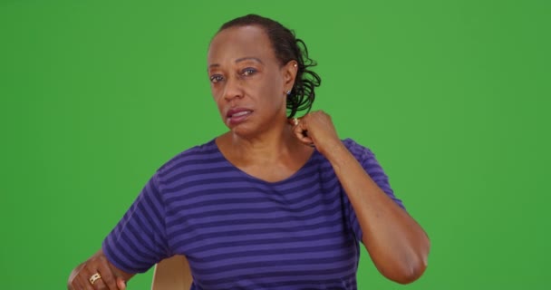 African American Woman Has Joint Muscle Pain While Talking Camera — Stock Video