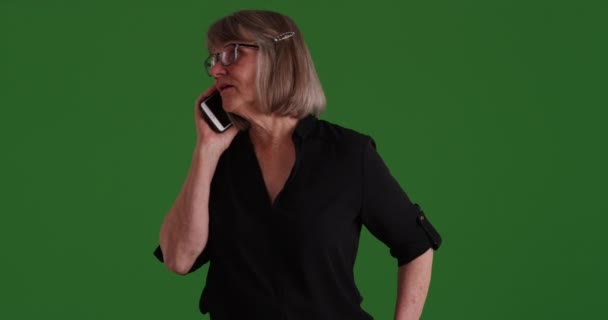 Mutlu Yaşlı Bayan Yeşil Ekranda Ailesiyle Sohbet Ediyor Olgun Bir — Stok video