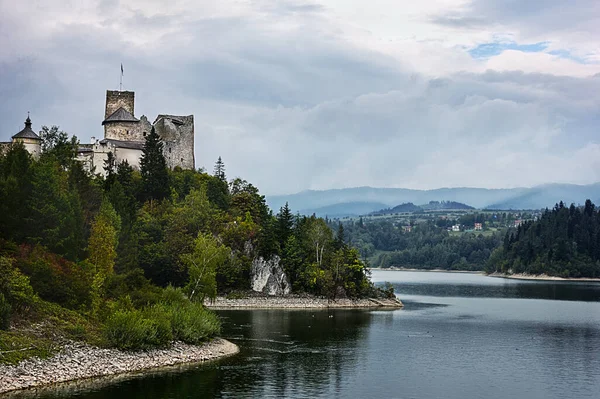 Nedzice Polonya Avrupa Daki Antik Dunajec Kalesi Bulutlu Bir Günde — Stok fotoğraf