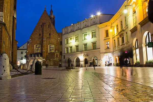Die Nächtlichen Straßen Der Altstadt Historisches Zentrum Von Krakau — Stockfoto