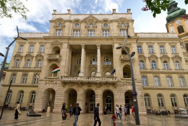 Budapeşte Macaristan - 2 Mayıs: Budapeşte Üniversitesi binası. Macaristan 'ın Antik Mimarisi 2 Mayıs 2024 Budapeşte Macaristan