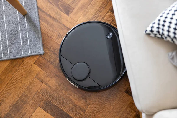 Robot Vacuum Cleaner Parquet Floor Cleaning Living Room Home — Stock Photo, Image