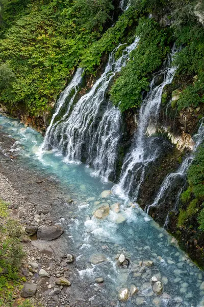 Shirahige şelalesinin mavi suları Cental Hokkaido ne